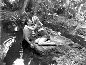 Тарзан и охотница трейлер (1947)