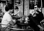 Париж принадлежит нам трейлер (1958)