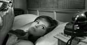 Девушка с чемоданом (1960)