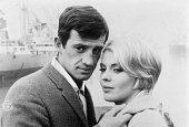 Счастливый побег трейлер (1964)