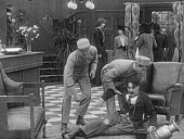 Невероятно затруднительное положение Мейбл трейлер (1914)