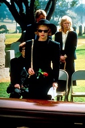 Похороненные заживо трейлер (1990)