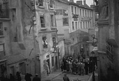 Под крышами Парижа трейлер (1929)