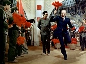 Китайцы в Париже трейлер (1974)