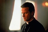Убить священника трейлер (1988)