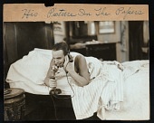 Его фотография в газетах трейлер (1916)