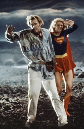 Супергерл трейлер (1984)