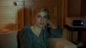 Девушка из ниоткуда трейлер (2012)