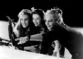 Девочки хотят повеселиться трейлер (1985)
