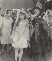 Ребекка с фермы Саннибрук трейлер (1917)