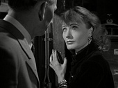 Проклятые трейлер (1947)
