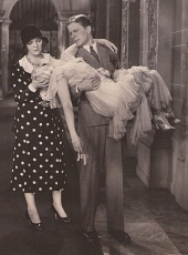 Душа компании трейлер (1930)