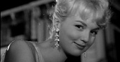 Нищий и красавица трейлер (1957)