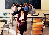 Тела студентов трейлер (1981)