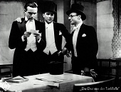 Трое с бензоколонки трейлер (1930)