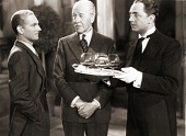 Баронесса и ее слуга трейлер (1938)