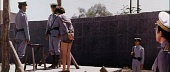 Жестокая пытка в лагере для женщин-военнопленных трейлер (1976)