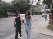 Совершить легкую прогулку трейлер (1976)