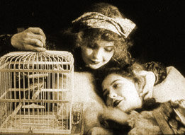 Барышня и мышка трейлер (1913)