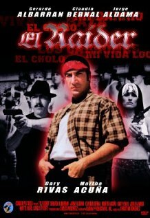 El raider трейлер (2002)