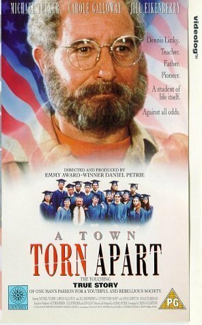 A Town Torn Apart трейлер (1992)