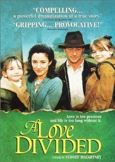A Love Divided трейлер (1999)
