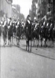 Президент МакКинли с эскортом едет в Капитолий трейлер (1901)